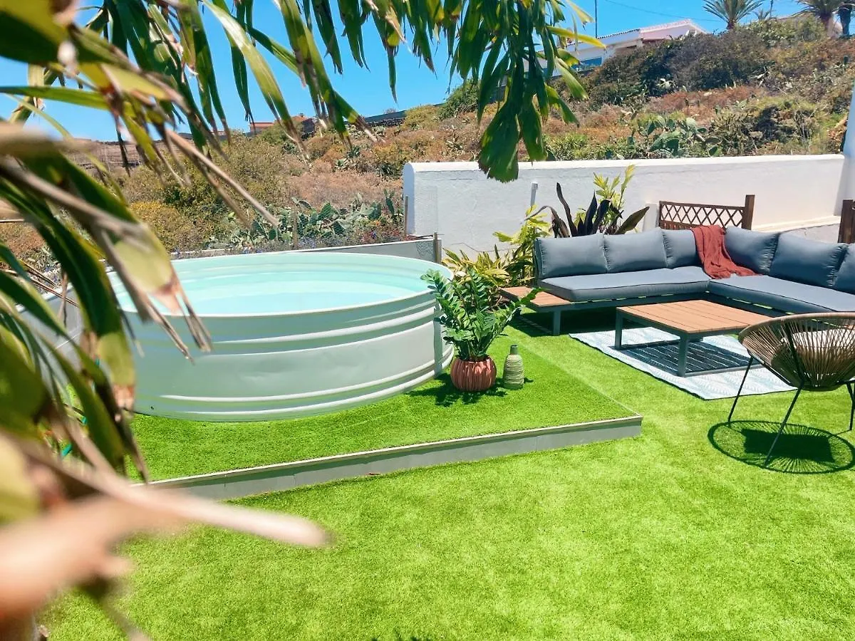 Villa Casa Con Piscina Y Jardin Con Vistas Al Mar à Puerto de la Madera